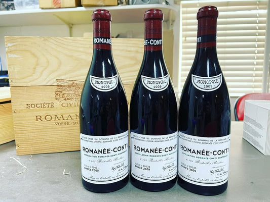 The Royale Recycler's Story: When Minimalism Meets the King of Burgundy, a Seamless Handover of Consecutive
